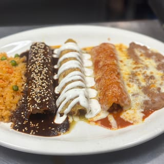 Enchiladas Bandera (house especial)