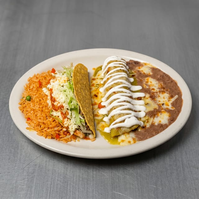 6. Enchilada Suiza y Taco Combo.